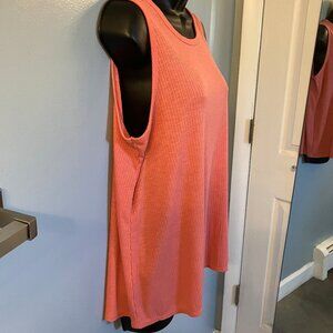 Old Navy Women's Luxe Soft Stretchy Ribbed Peach Sleeveless Tank Top Large